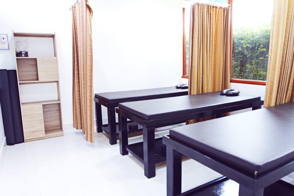 Vantage Health Resort Nong Prue Buitenkant foto