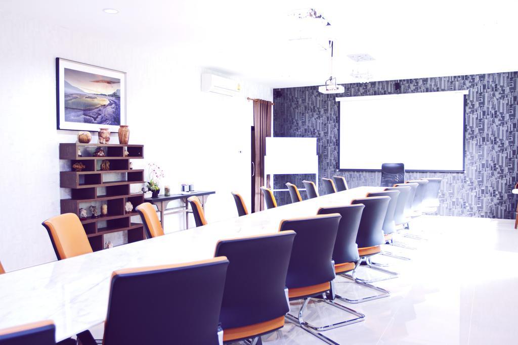 Vantage Health Resort Nong Prue Buitenkant foto